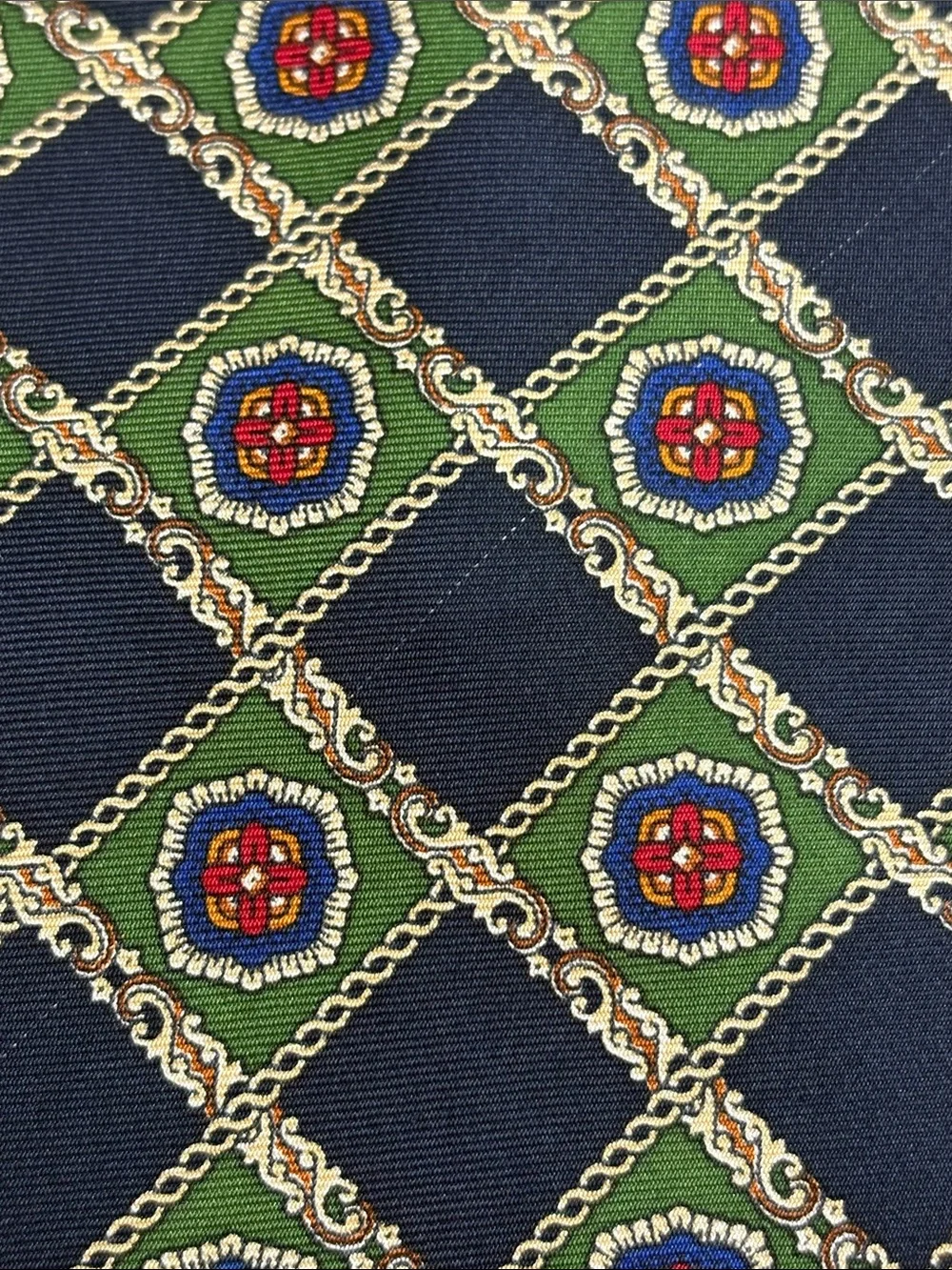 Madison‎ & Rhodes Neck Tie